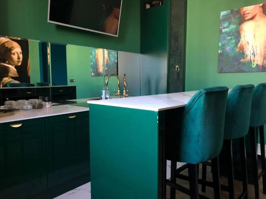City Center Apartment Near Public Swimming Pool Varşovia Exterior foto